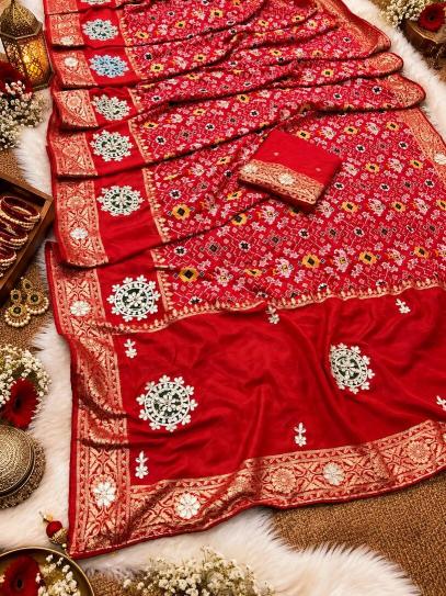 Vinayak dola silk saree wholesale near me